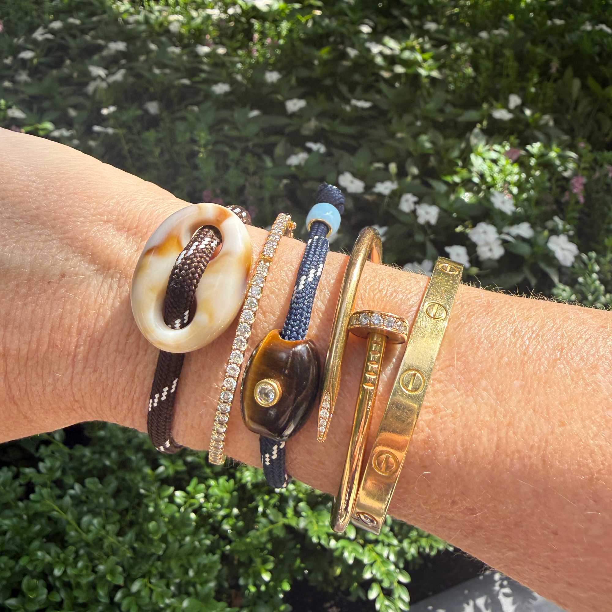 Navy Paracord with Tiger Eye Bead Bracelet