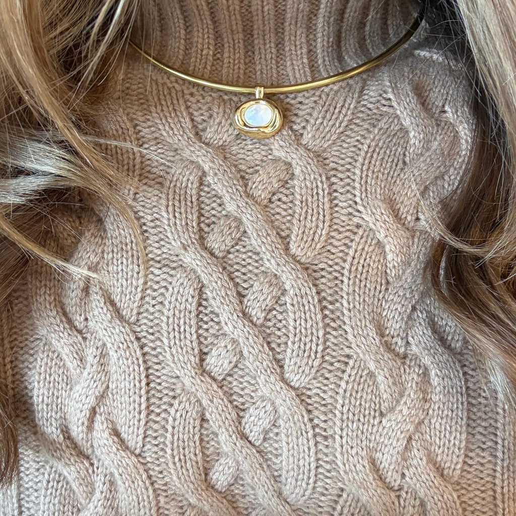 Gold Choker - Pearl Button Charm
